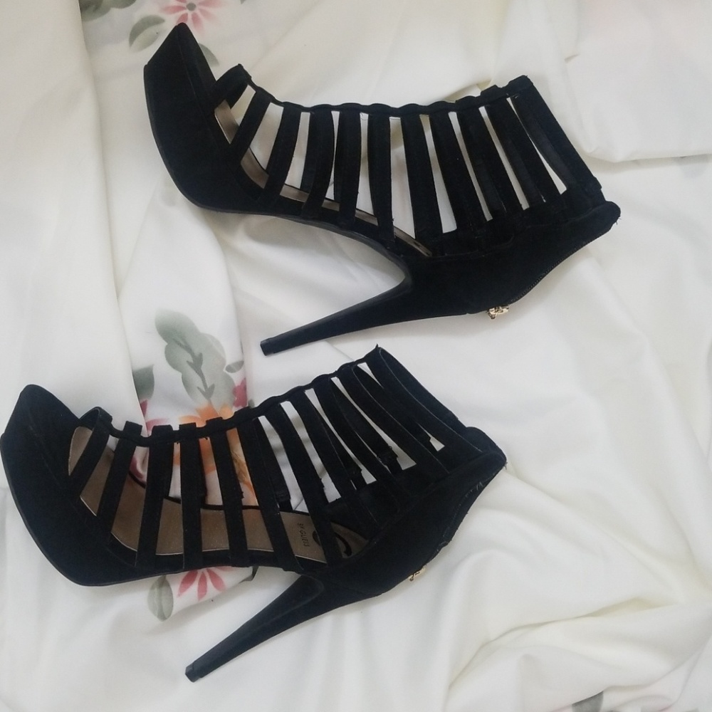 💢GUESS HEELS 💢